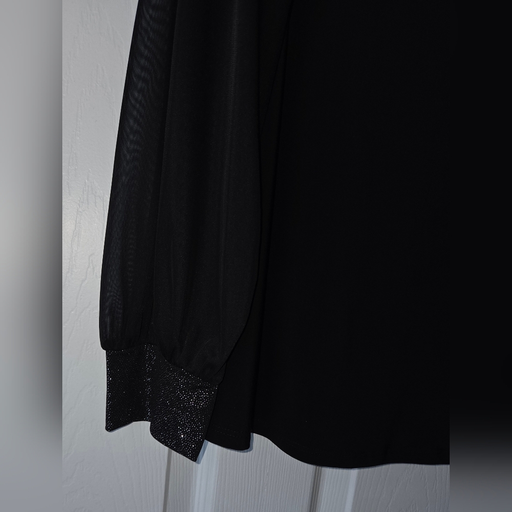 Nicole Miller Black Sheer Sleeve Blouse with Silver Embellishments Size 1X - Picture 4 of 11